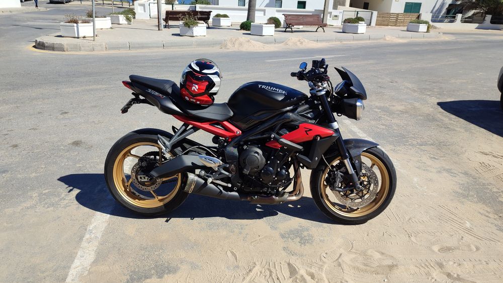 Triumph street triple R