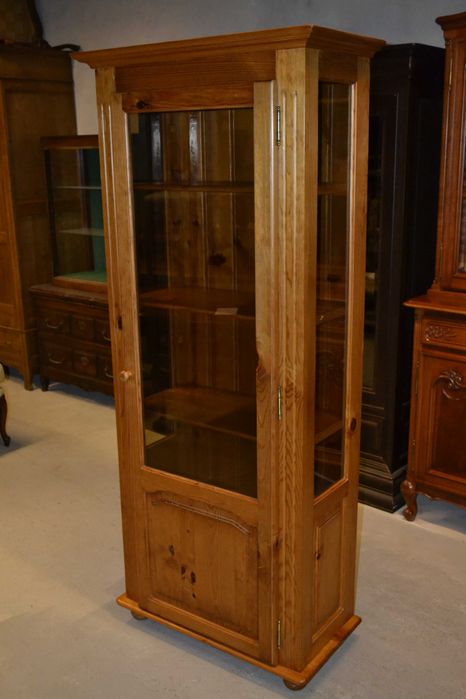 witryna stylowa . sosna .antisol