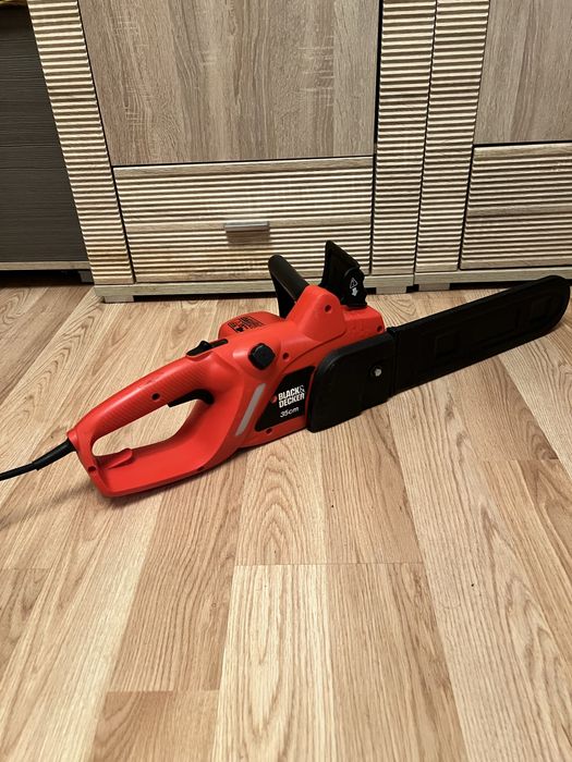 Электропила Black&Decker.GK1635.Made in England.Електропила.