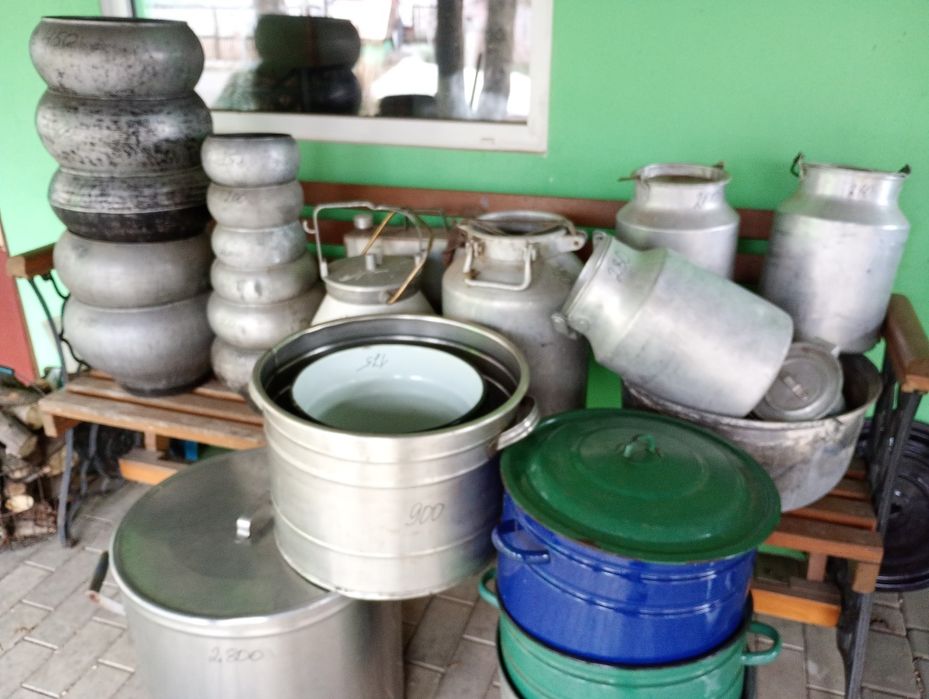 Продам стародавній посуд