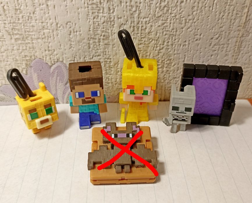 Фигурки киндер джой Майнкрафт, іграшки Kinder Joy Minecraft, фігурки кіндер Майнкрафт