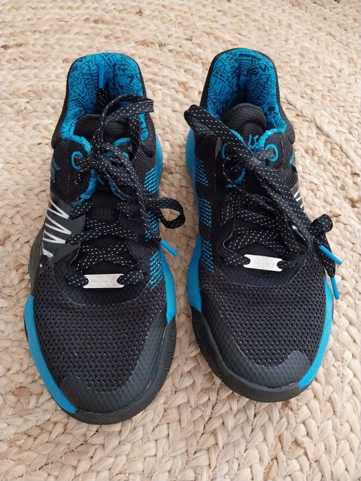 Ténis bastante Adidas. N°36