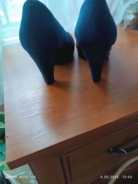 Buty damskie na obcasie 39 pantofle szpilki