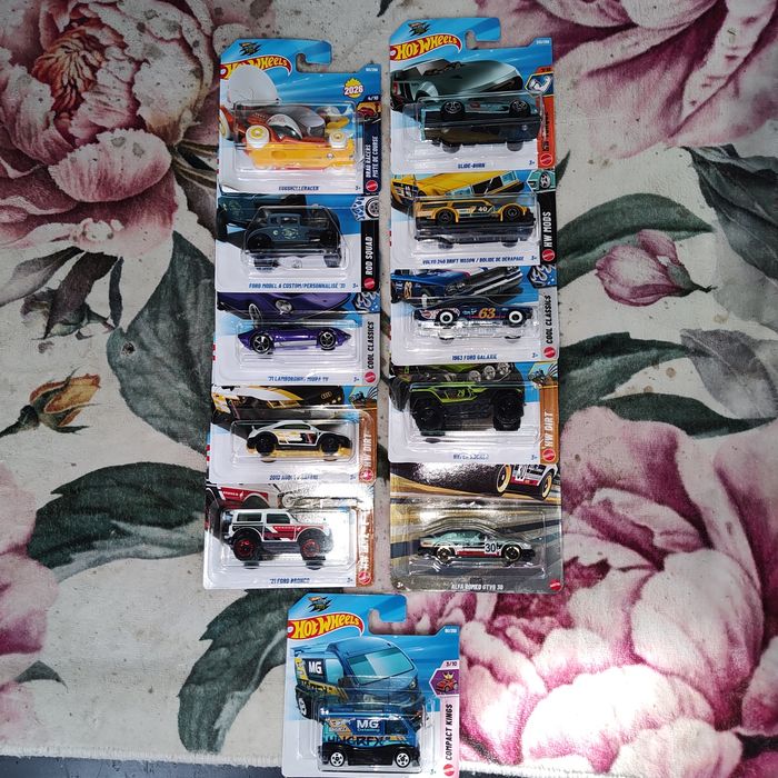 Hot wheels mix 70 sztuk !