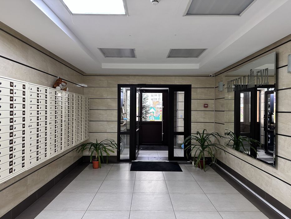 Продаж 3-кімнатної квартири, вул. Кульженка 31А, ЖК Яскравий