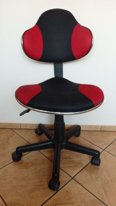 Fotel obrotowy młodzieżowy