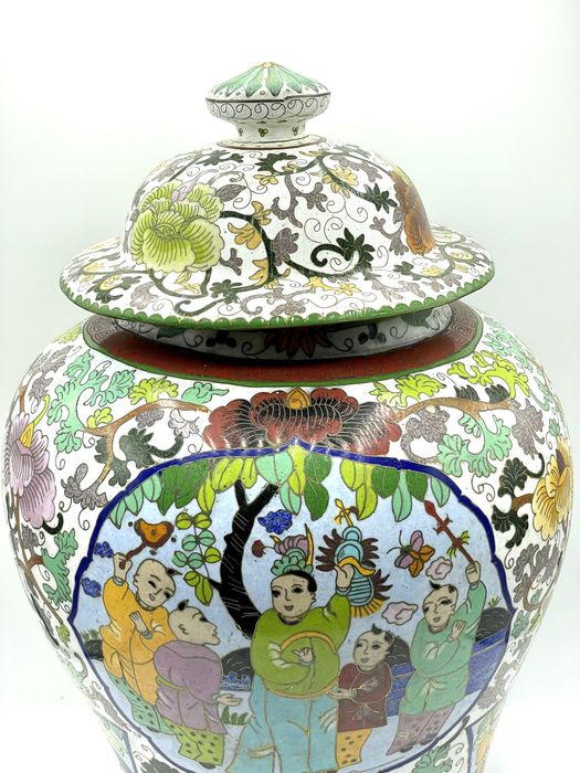 Grandioso pote cloisonné Famille Rose dinastia Qing