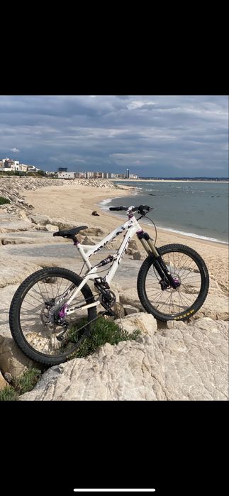 Bicicleta enduro GT