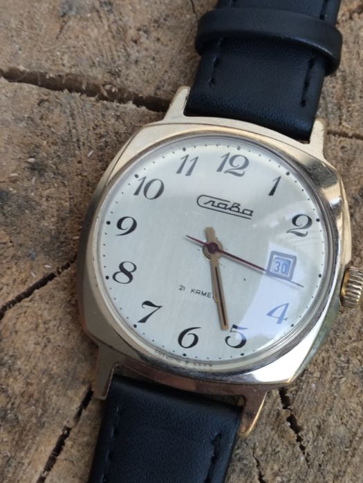 Zegarek slava mechaniczny . 21 kamieni . Vintage