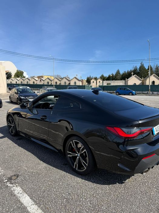BMW 430i Coupé com Pack M