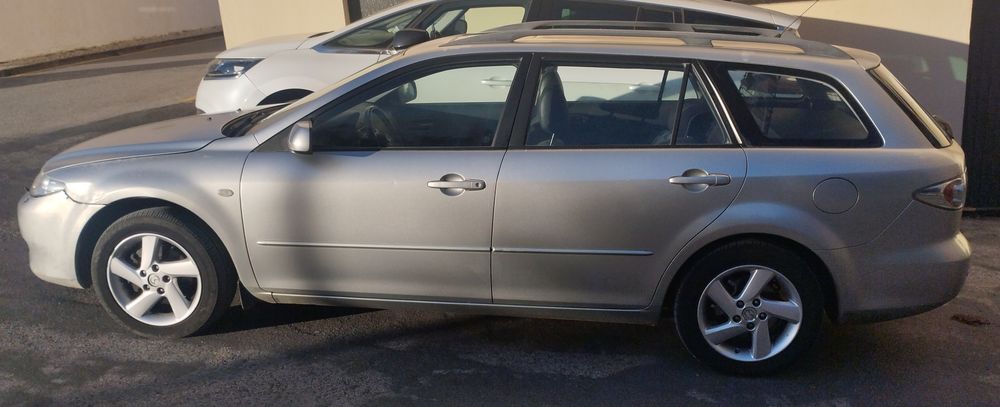 Mazda 6 2005 2.0 gasóleo teto solar