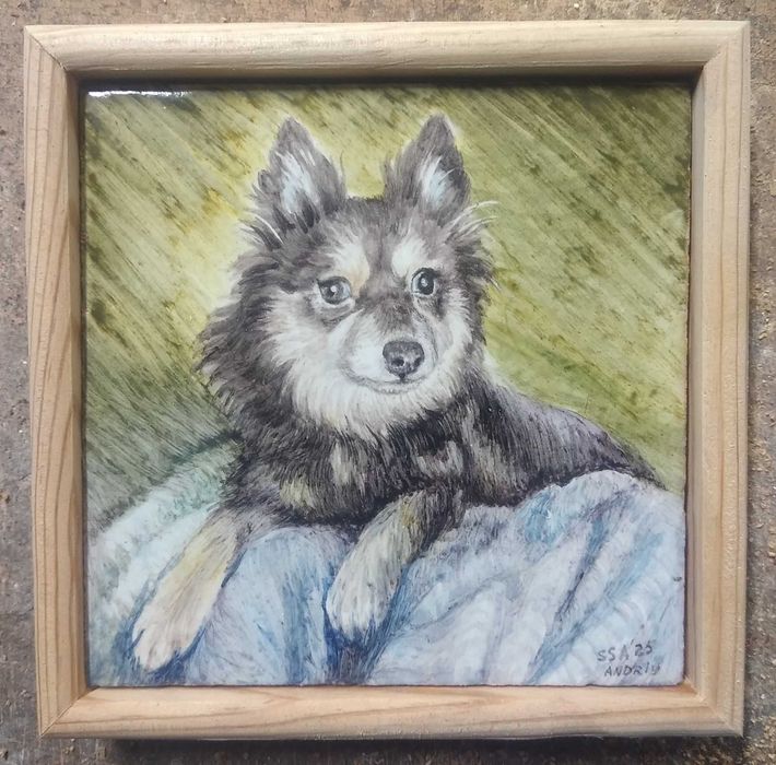 Azulejos pintados a mão. Retratos sobre cerâmica. Desenhos de animais.