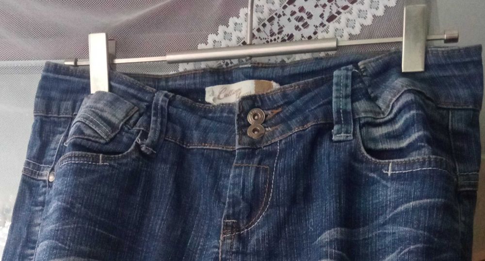 jeans damskie granatowe cienkie