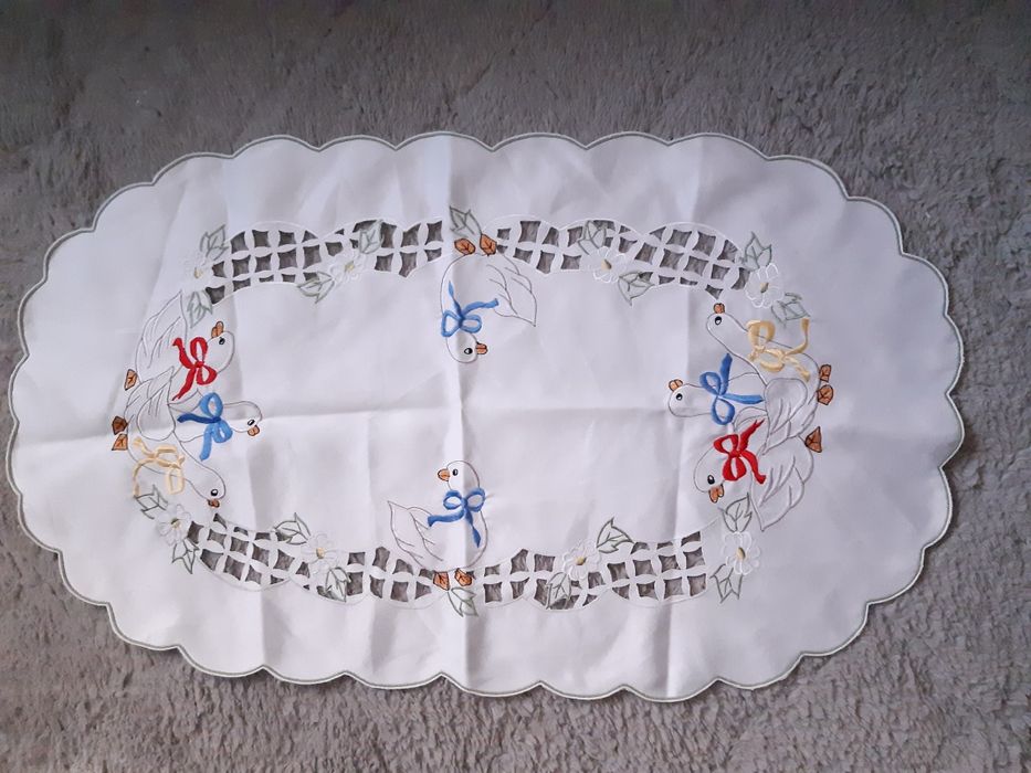 Bieznik obrus wielkanocny