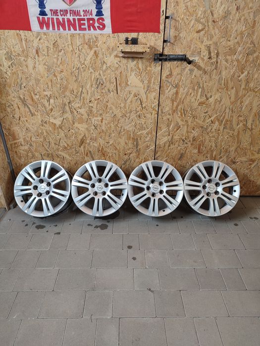 Титани диски шини 16