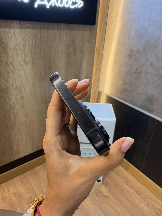 Used IPHONE 16Pro 256 Black Titanium Neverlock Костюшка,5 igrand