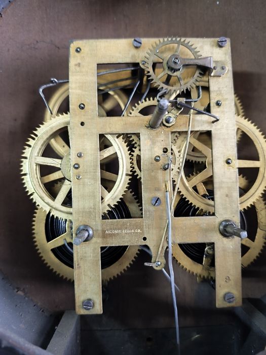 Relógio de parede antigo ANSONIA – mecânico, a necessitar de revisão