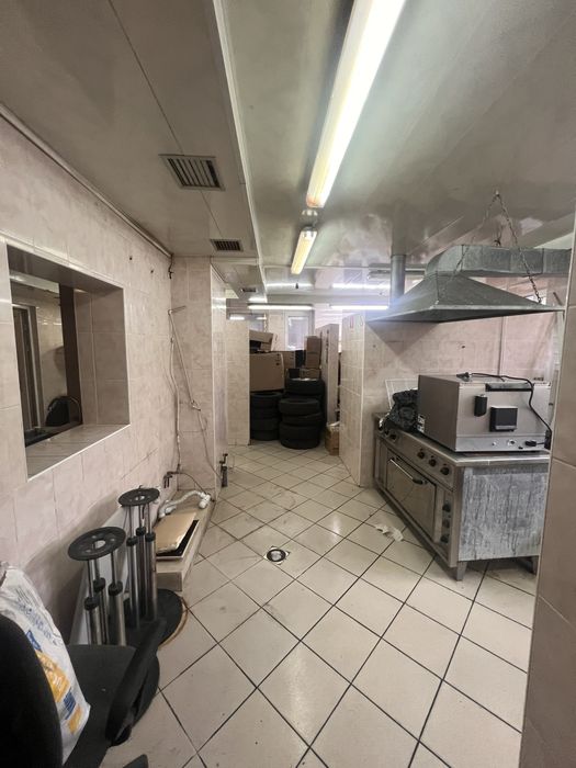 Окреме комерційне приміщення  1170 кв.м., під будь який бізнес.