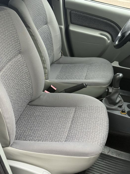 Продам       Логан