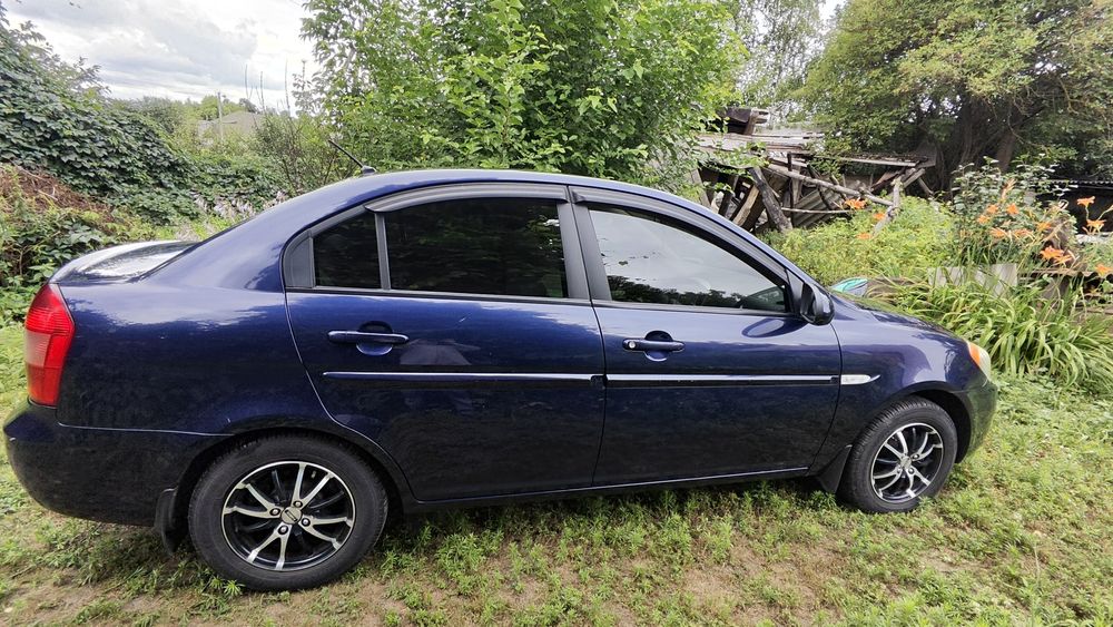 Продам Hyundai Accent 2008