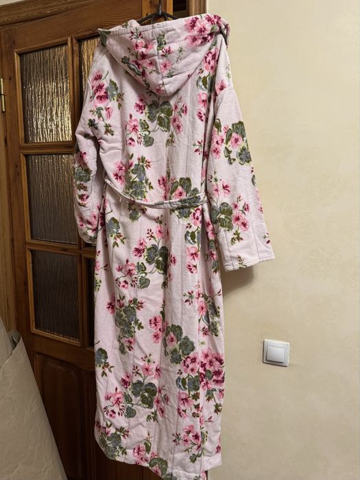Халат жіночий в ідеальному стані