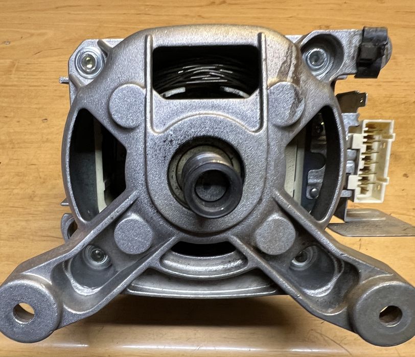 Silnik do pralki Whirpool