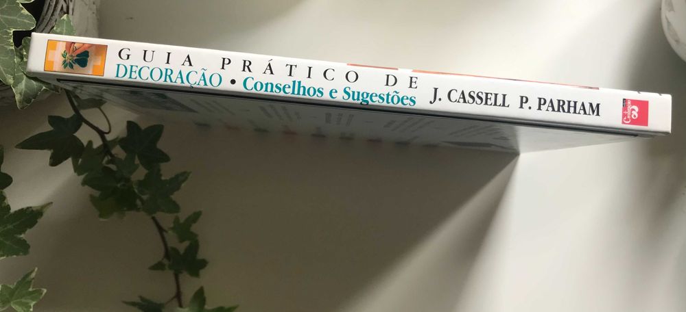 Livro Guia Prático de Decoração Conselhos e Sugestões
