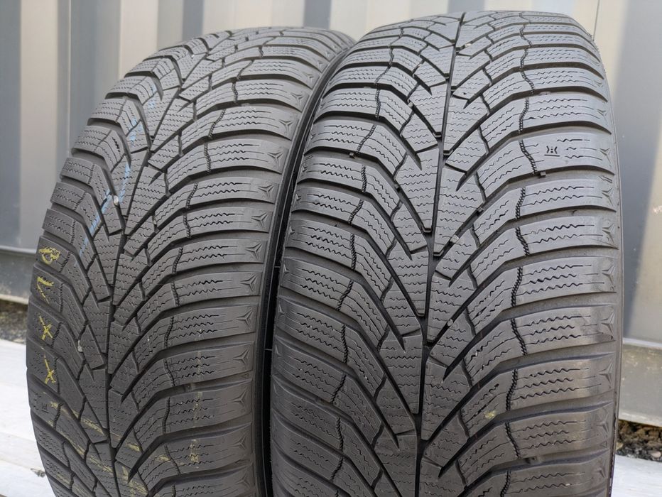 205/55R17 Kumho WinterCraft WP52 Zima