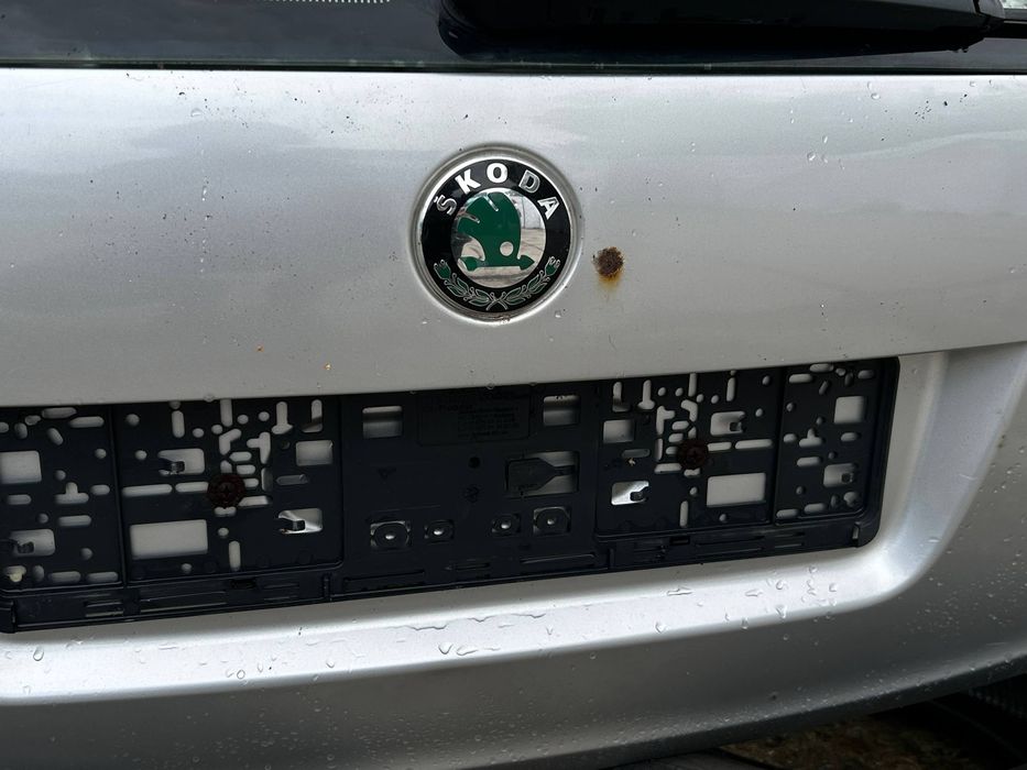 ляда Шкода Октавія А5 задня кришка багажника універсал Skoda A5 Octavia