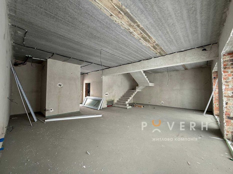 Будинок у Вовчинцях з частковим ремонтом