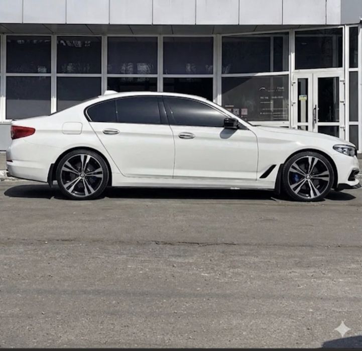 Продам бмв g530e плагин гибрид