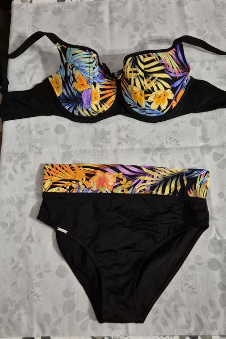 Kostium kąpielowy dwuczęściowy