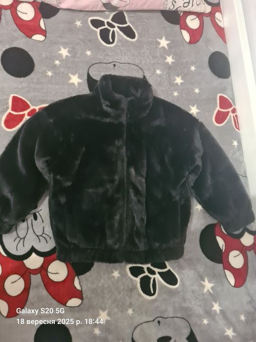 Куртка шубка для дівчинки.