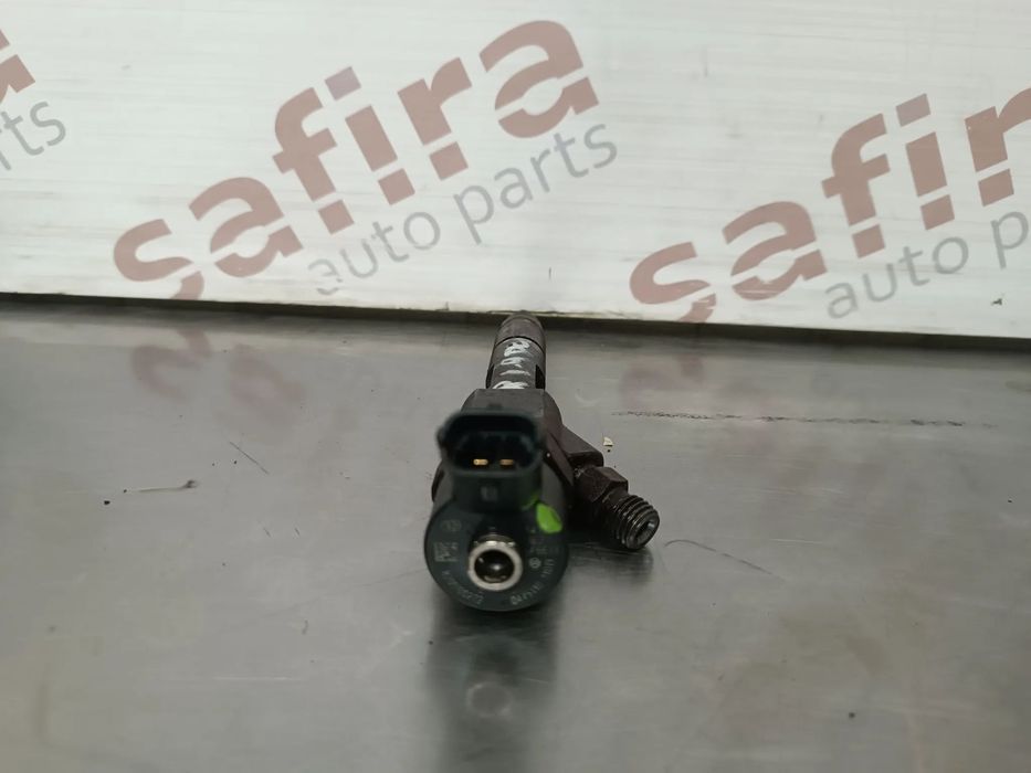 INJECTOR RENAULT LAGUNA / TRAFIC 1.9DCI 8200100272 0445110110B