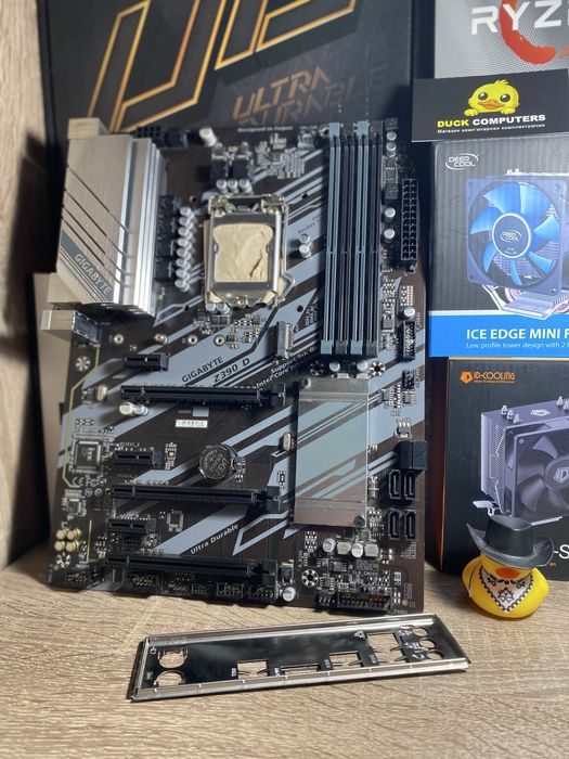 ⁉️Гарантія 14днів⁉️ Материнська плата Gigabyte Z390 D