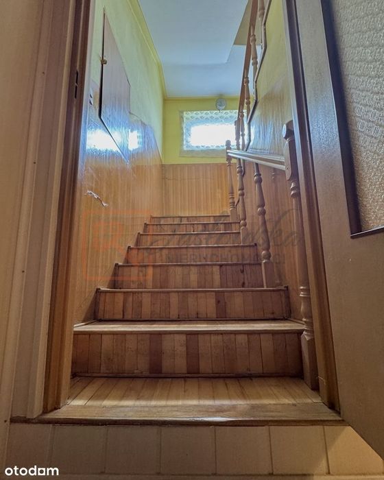 Dom Krasne 282m² + budynek gosp. 134m² 8ar 10pokoi