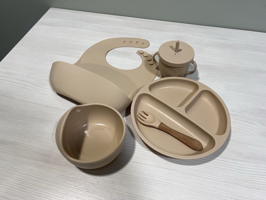 Дитячий силіконовий посуд