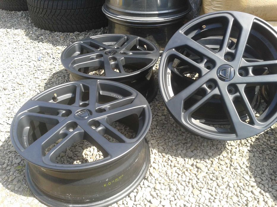 oryginalne r16 felgi dacia duster trafic vivaro talento mielec 5x114,3