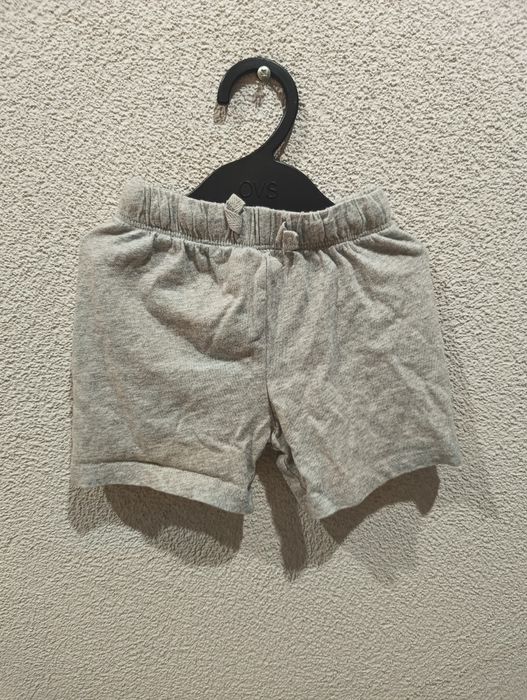 Krótkie spodenki niemowlęce 68 H&M