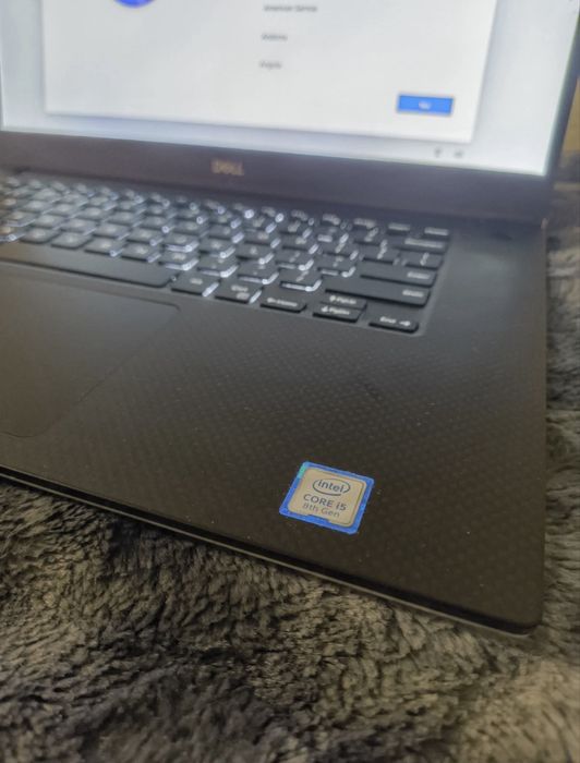 Ноутбук Dell XPS 15 9570