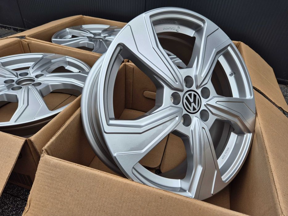 Felgi 17 do VW Polo VI 5x100 7J ET 51