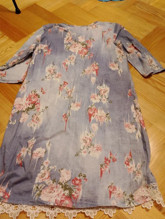 Sukienka damska w kwiaty
