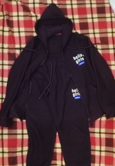 Продам спортивний теплий костюм для дівчинки