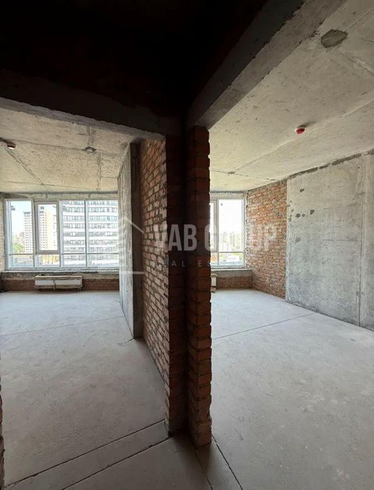 Без % Продаж 3-к квартири з терасою в ЖК White Lines, метро 1 хв