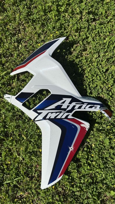 Carenagem Esquerda Africa Twin CRF1000