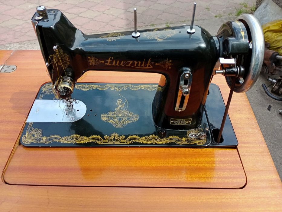 Maszyna do szycia Łucznik kl 82 radom