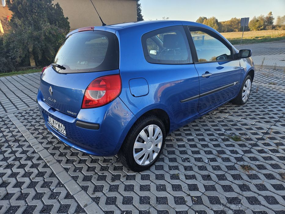 Renault Clio 1.2 benzyna / Klima / Stan BDB