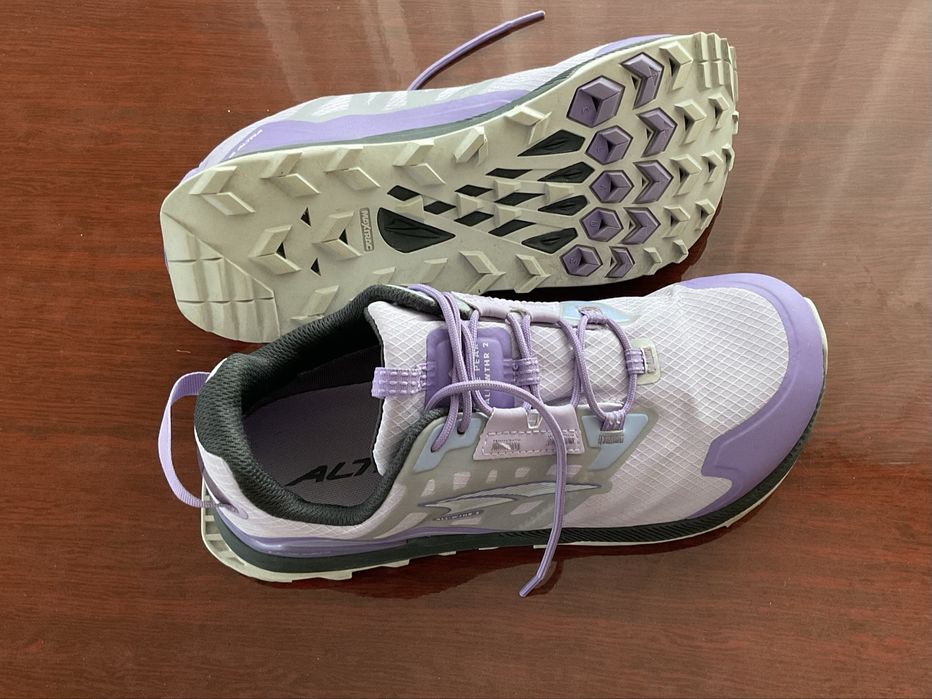 Жіночі трейлові кросівки Altra AllWthr 2 мембранні. взувались один раз