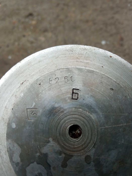 Продам поршневую на москвич