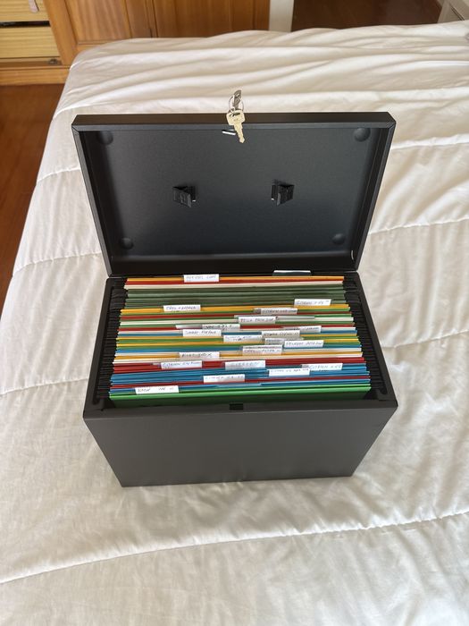Metal Box - Caixa de arquivo para fichas A4, preto - Cathedral + 36 pastas susoensas